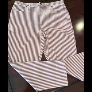 Madewell high-rise crop boyjean size 32